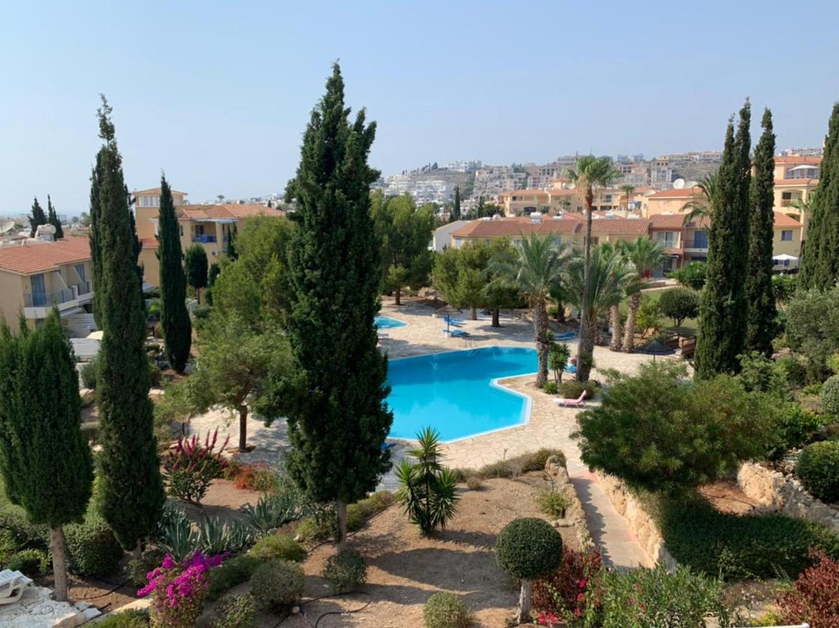 Regina Gardens - Spacious 3 Bed, 2 Bath Maisonette Paphos Kültér fotó