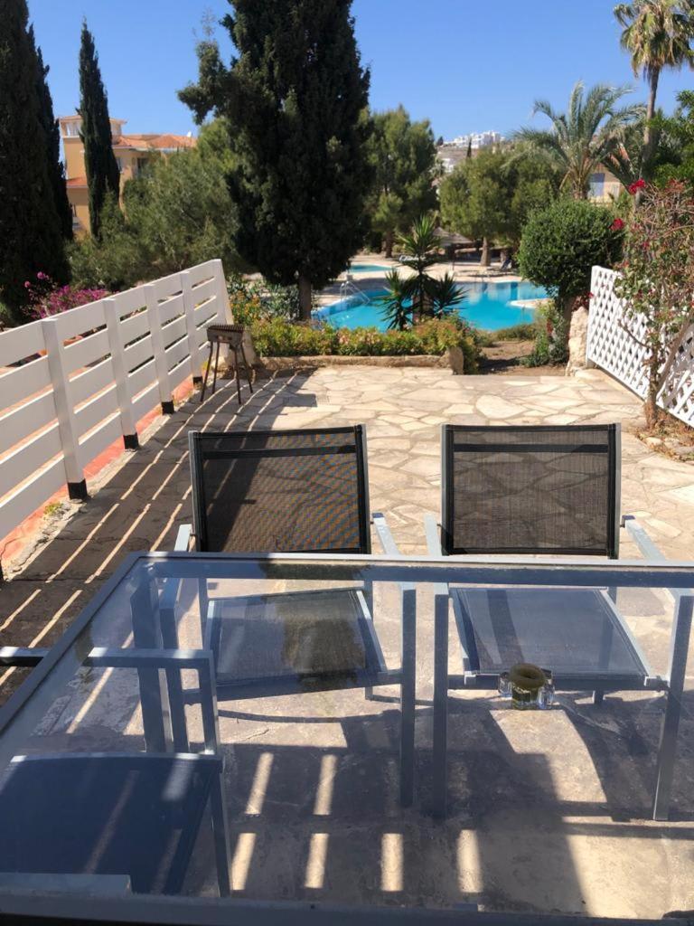 Regina Gardens - Spacious 3 Bed, 2 Bath Maisonette Paphos Kültér fotó