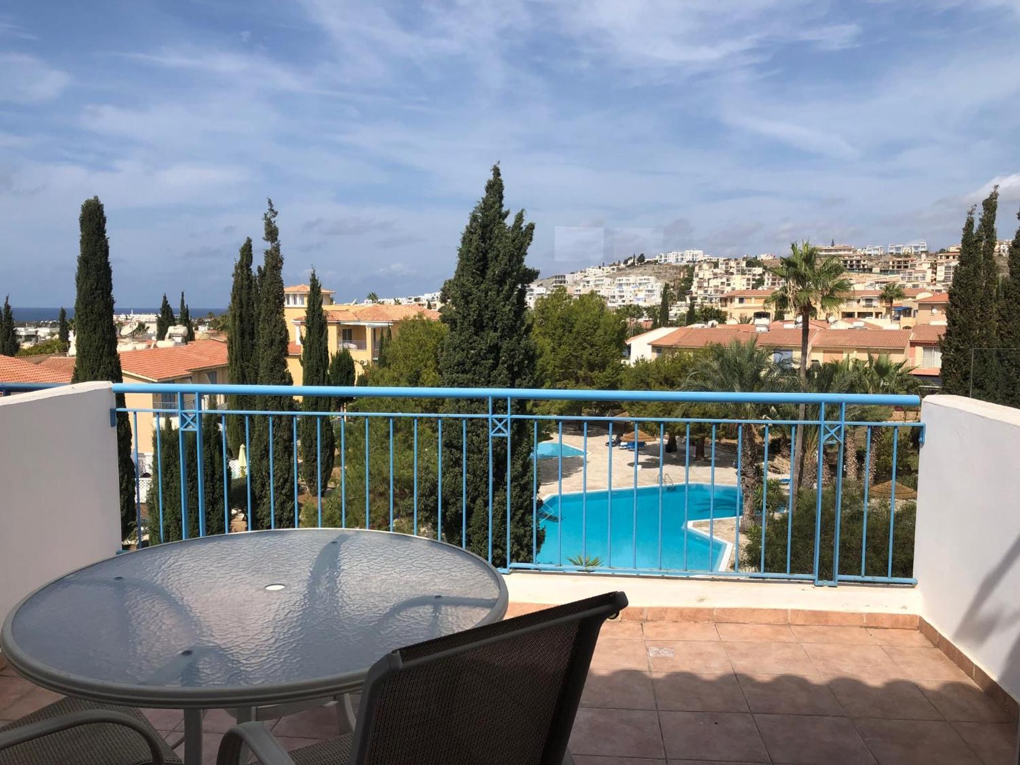 Regina Gardens - Spacious 3 Bed, 2 Bath Maisonette Paphos Kültér fotó