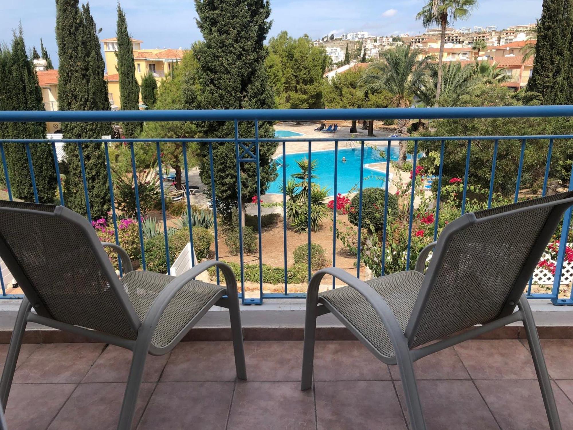 Regina Gardens - Spacious 3 Bed, 2 Bath Maisonette Paphos Kültér fotó